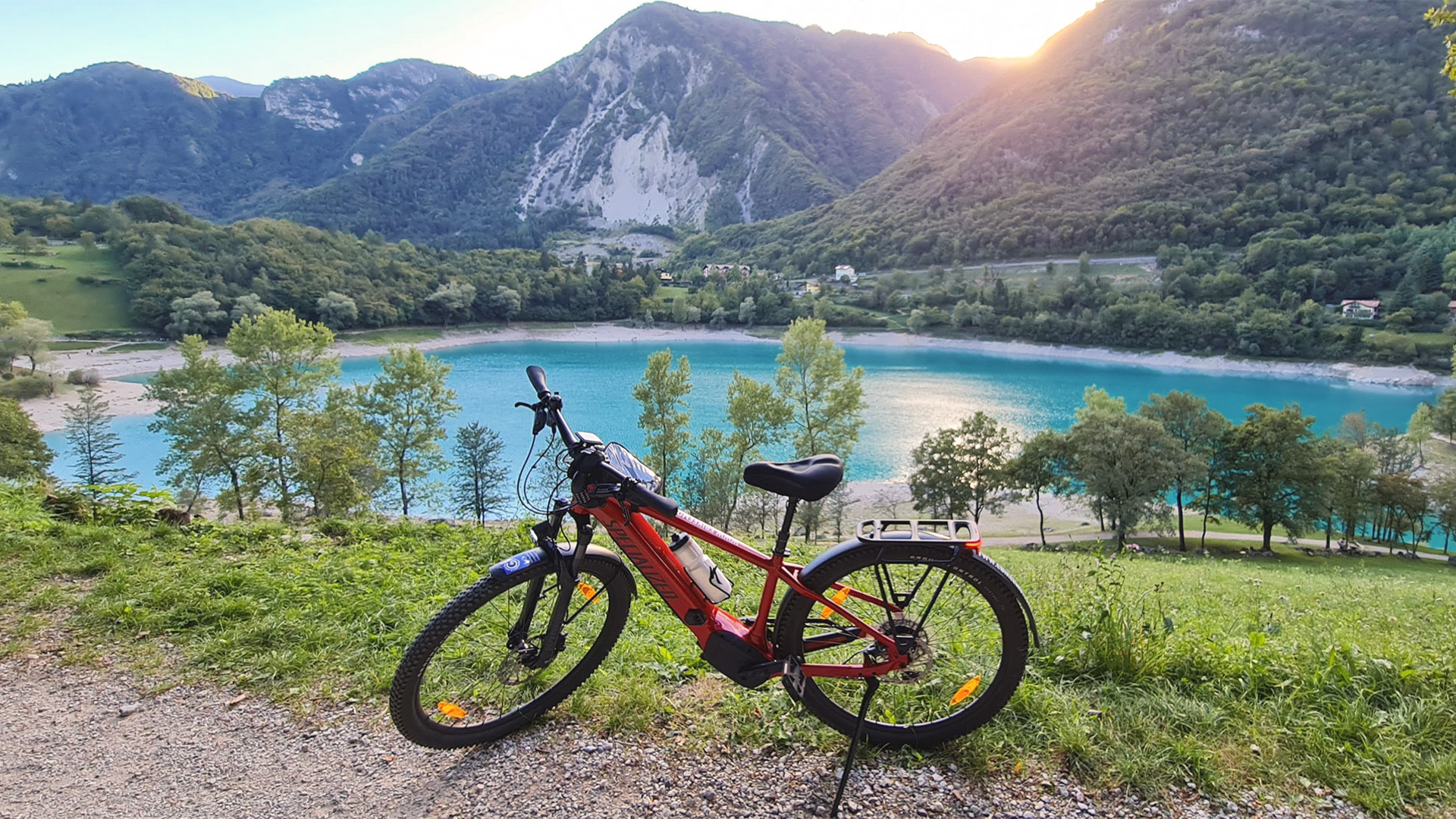 Tour guidati in ebike nella natura del Garda Trentino